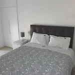 House With Private Pool In - 250 M² קאבקסיירס דה באסטו
