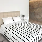 בית נופש House With Private Pool In - 250 M² קאבקסיירס דה באסטו