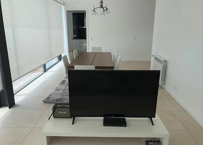 House With Private Pool In - 250 M² 度假居