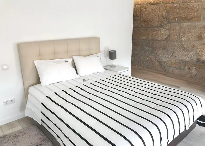 펜션 House With Private Pool In - 250 M² 카베세이라스 드 바스투